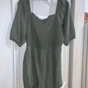 NWOT Army green princess sleeve romper